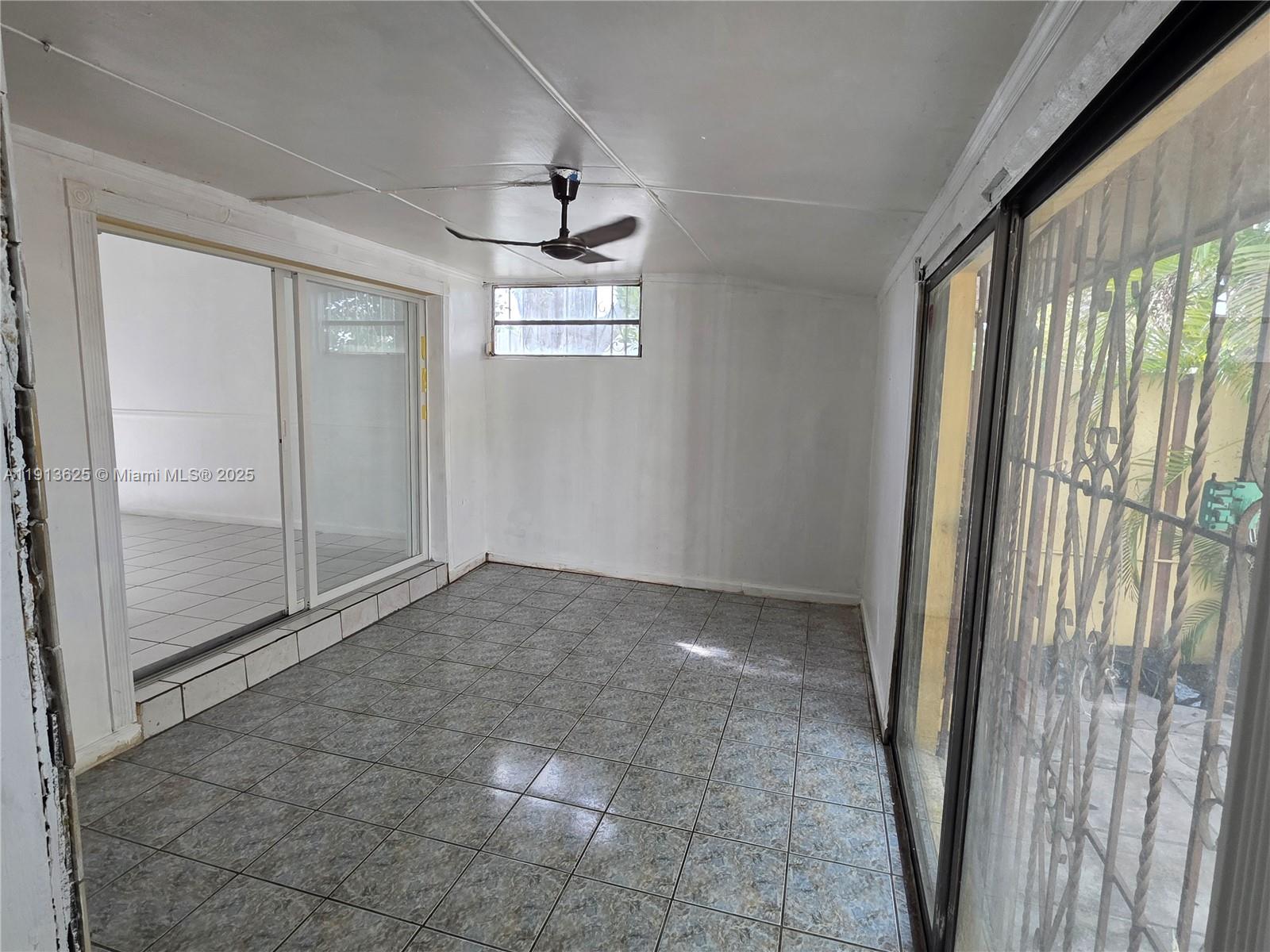 EVERGREEN HOMES VILLAS - Residential