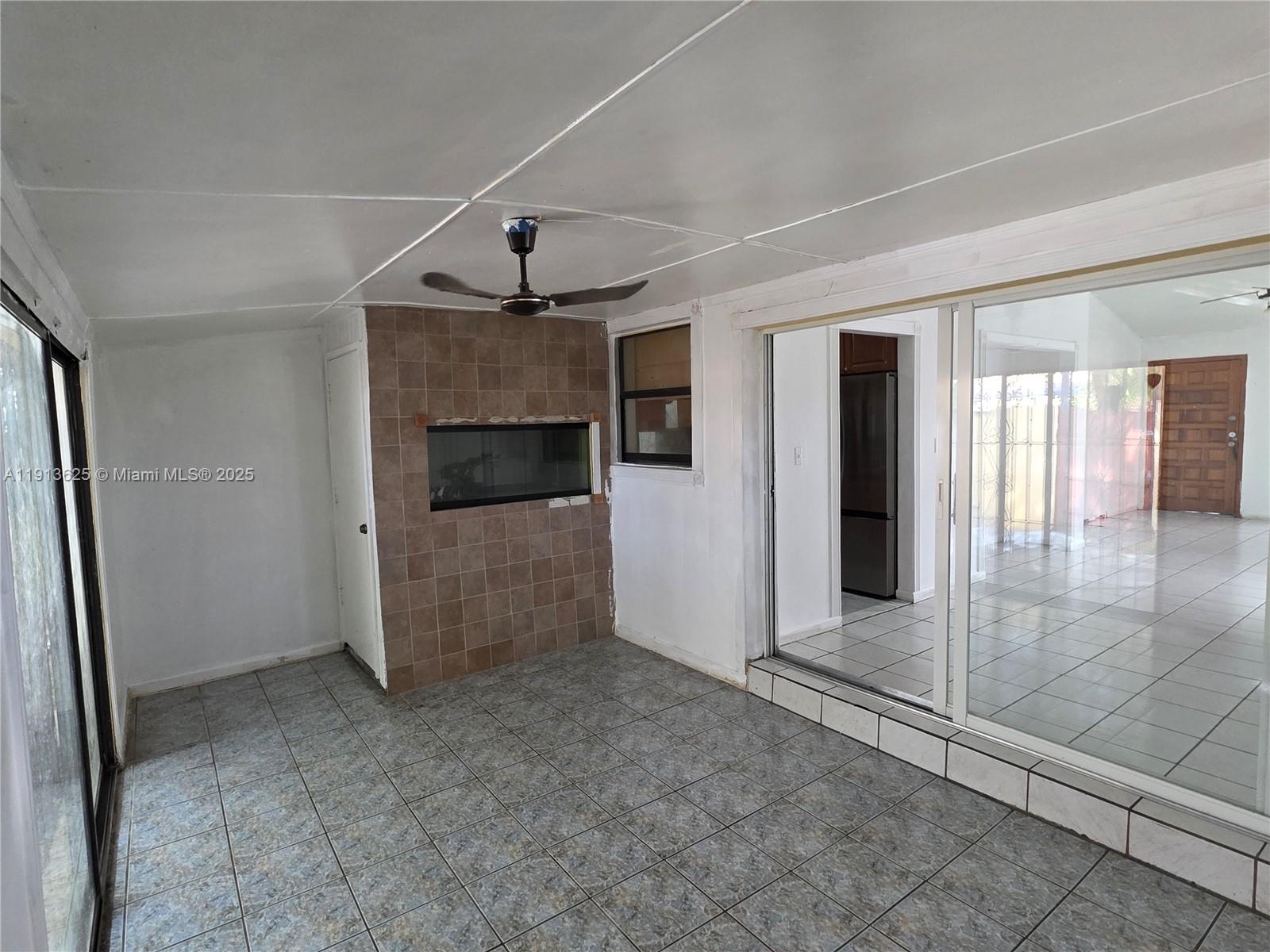 EVERGREEN HOMES VILLAS - Residential