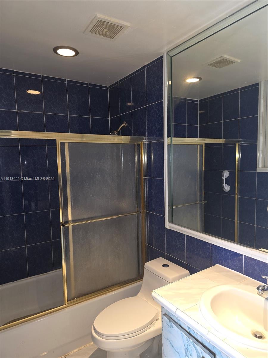 EVERGREEN HOMES VILLAS - Residential