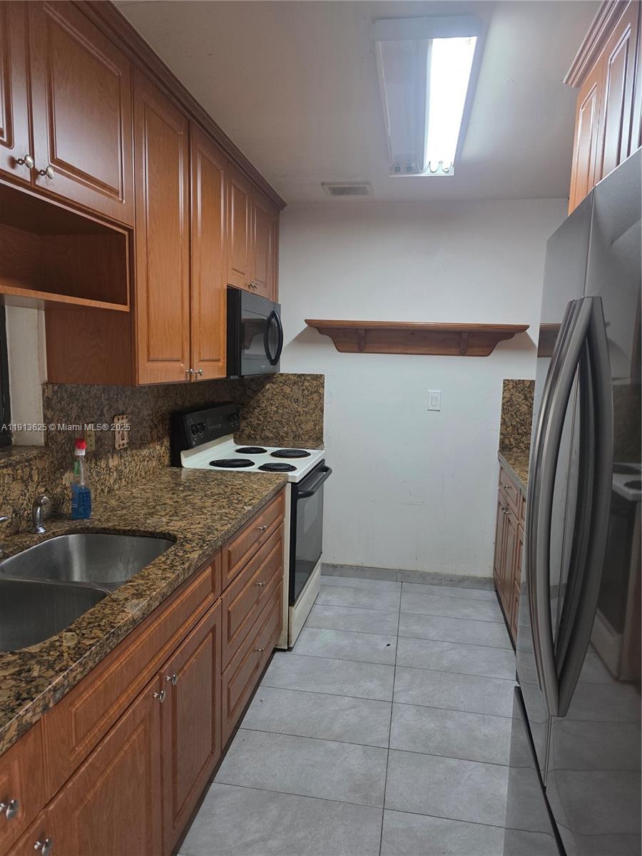 EVERGREEN HOMES VILLAS - Residential