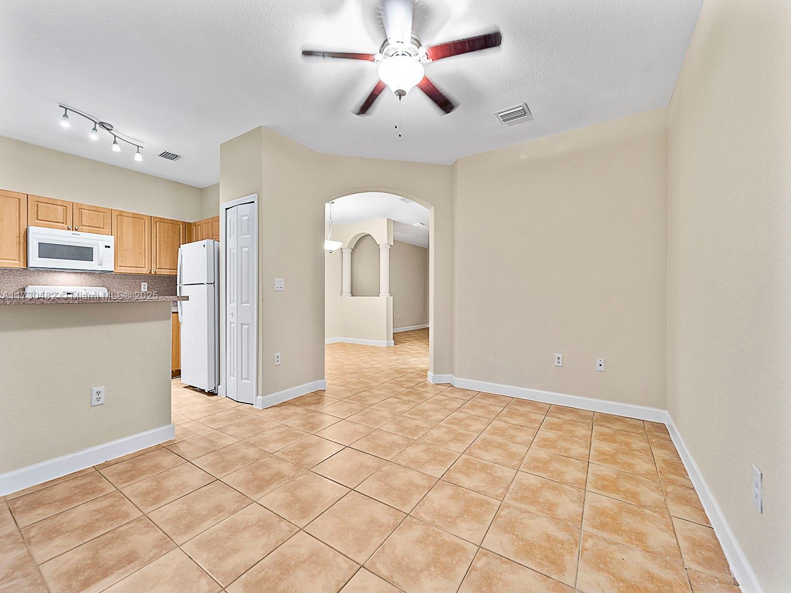 KEYS GARDEN - Residential