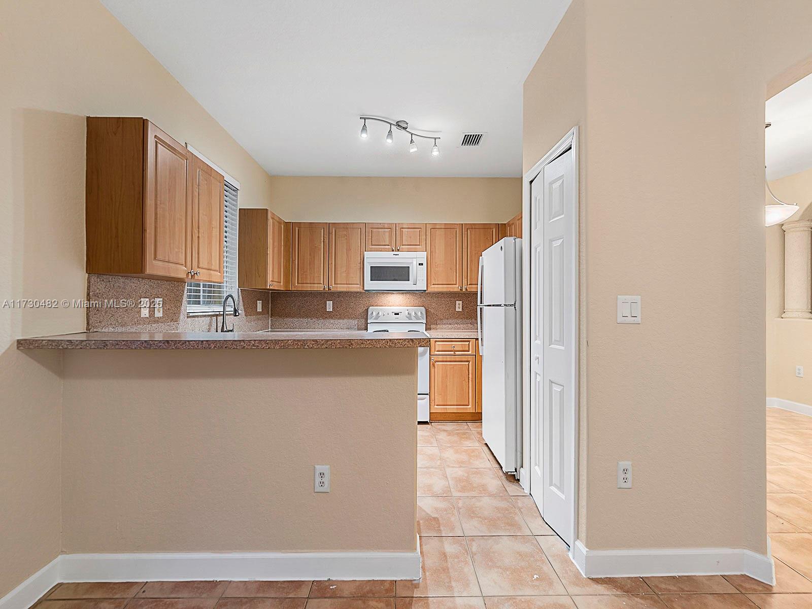 KEYS GARDEN - Residential