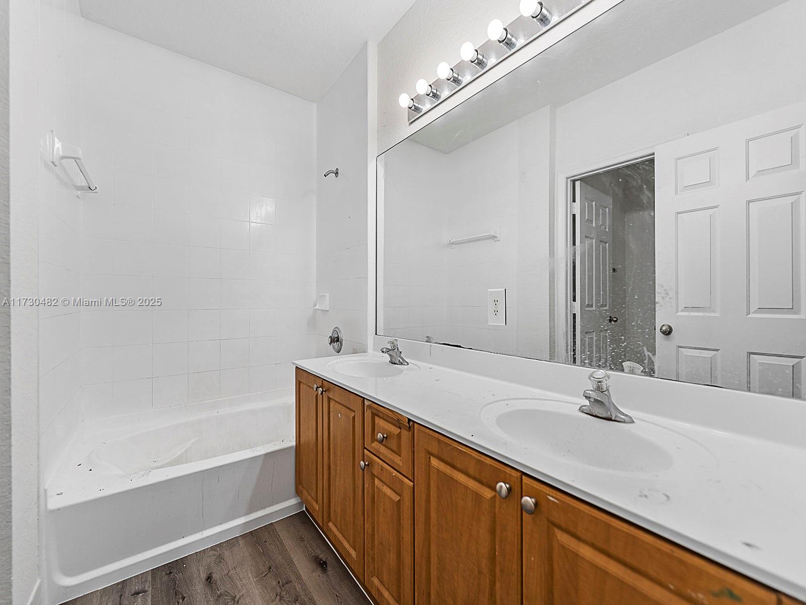 KEYS GARDEN - Residential