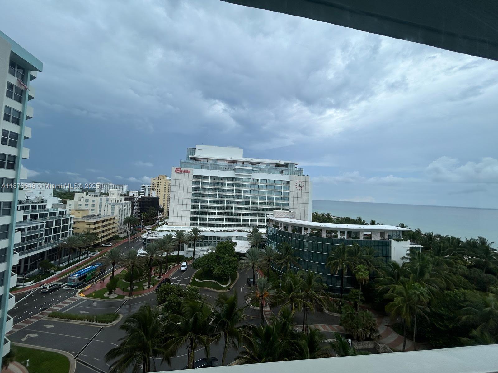 The projects prime location offer an excellent rental opportunity- sought after model! Nice, bright, lovely recently painted L-shaped studio with a spectacular ocean and city view from the balcony. Only a few blocks from the FAENA district and it's famous arts center. Walking distance from Lincoln Road Mall, restaurants and shops. Building provides basic cable tv, internet , full beach service with umbrellas and chairs , a gym, entertainment and beauty salon. Perfect Miami Beach lifestyle,