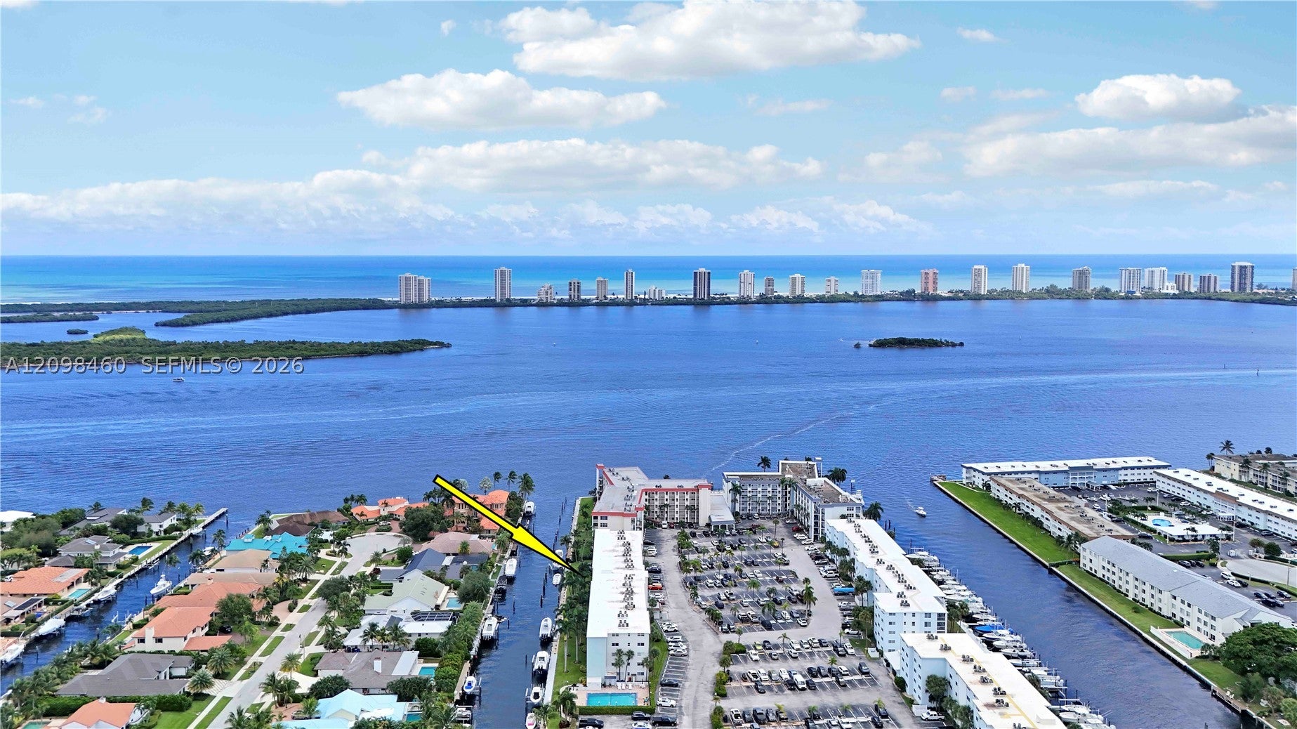 109 N Paradise Harbour Blvd 406