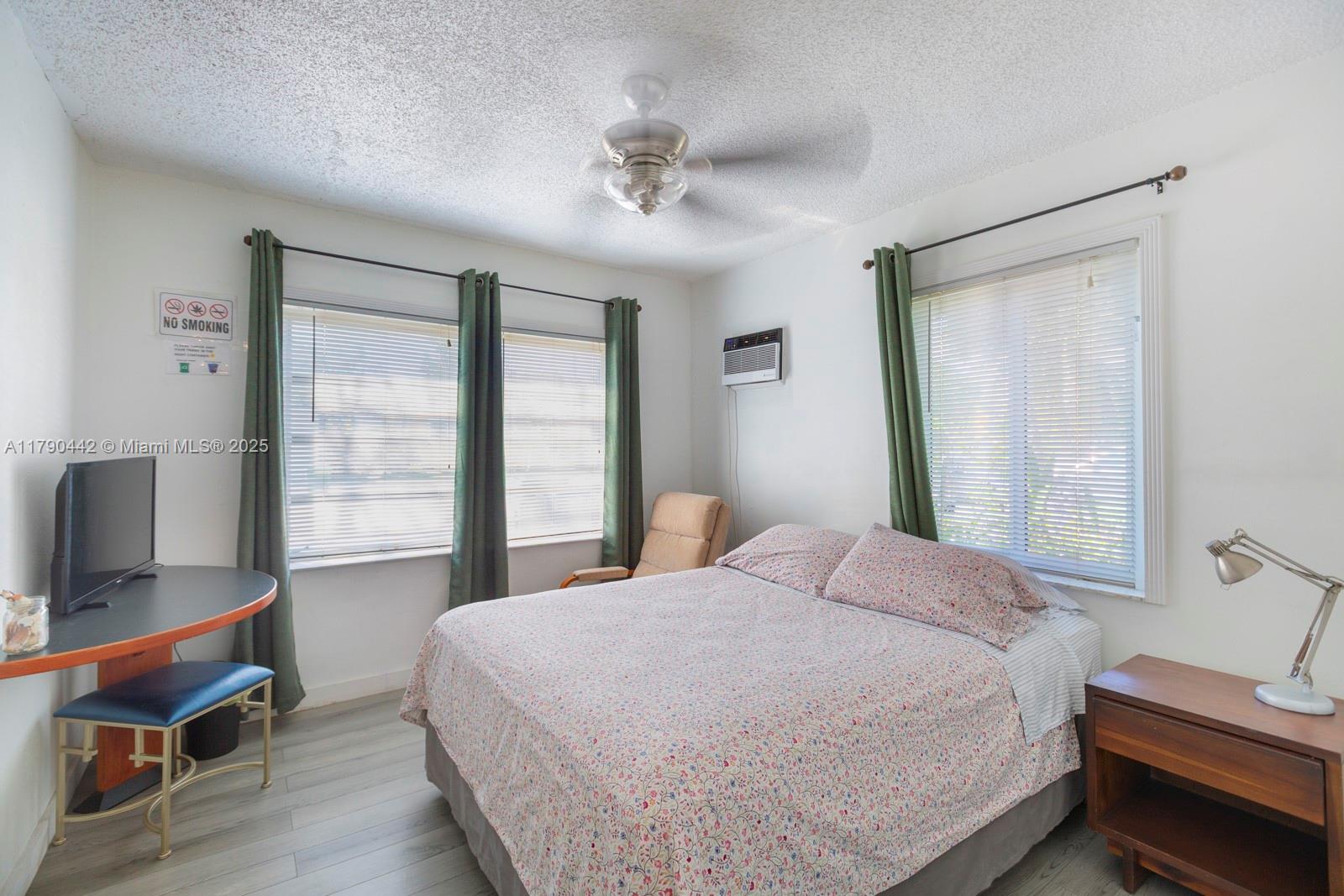545 NE 111th St 545