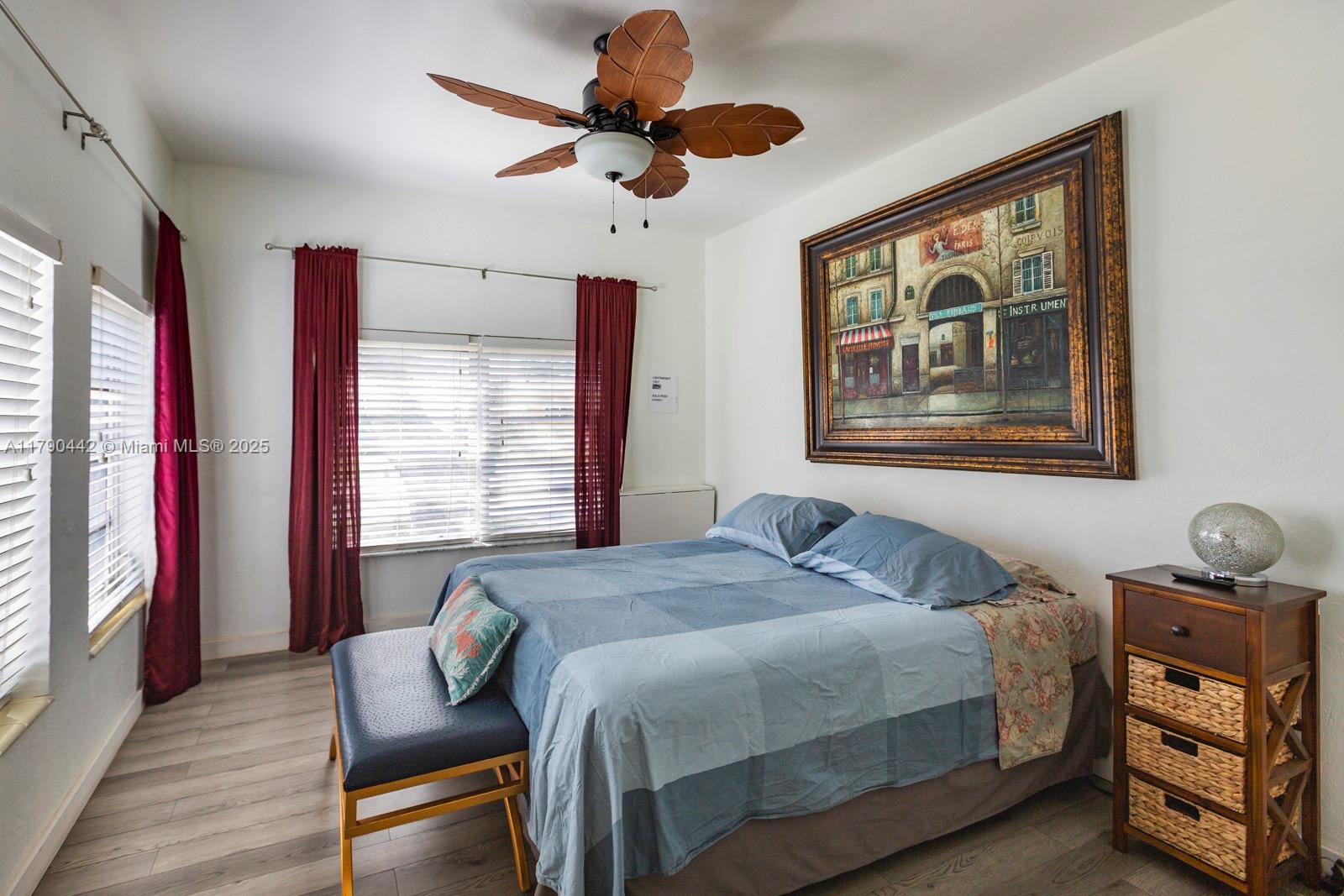 545 NE 111th St 545