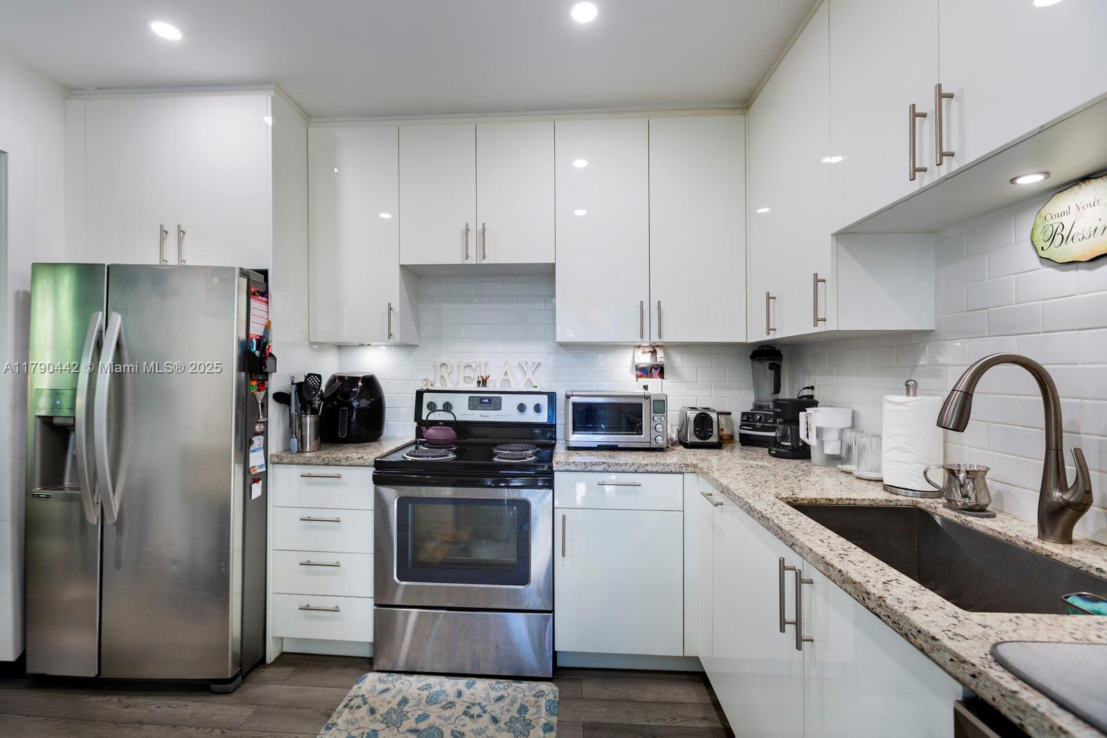 545 NE 111th St 545