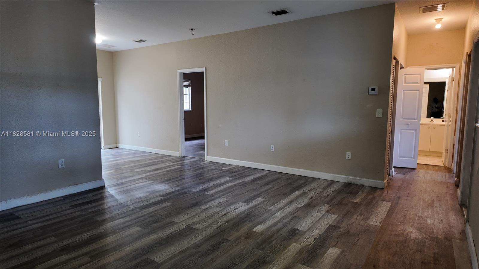 374 NE 27th Ave 203