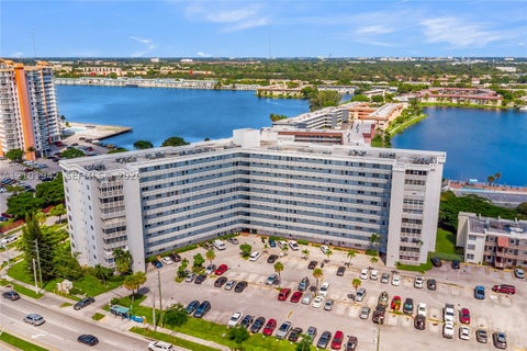 Photo of 1401 NE Miami Gardens Dr #892, Miami, FL 33179 (MLS # A12101942)