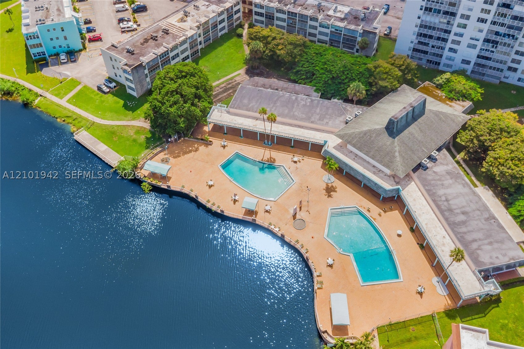 1401 NE Miami Gardens Dr 892