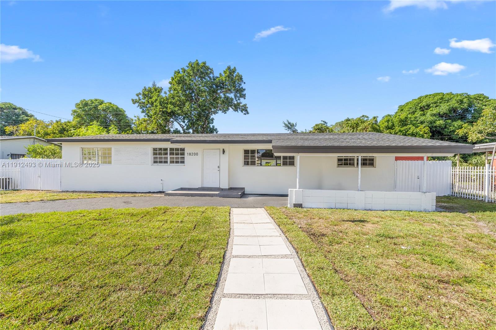 SCOTT LAKE MANOR SEC 2 - Residential