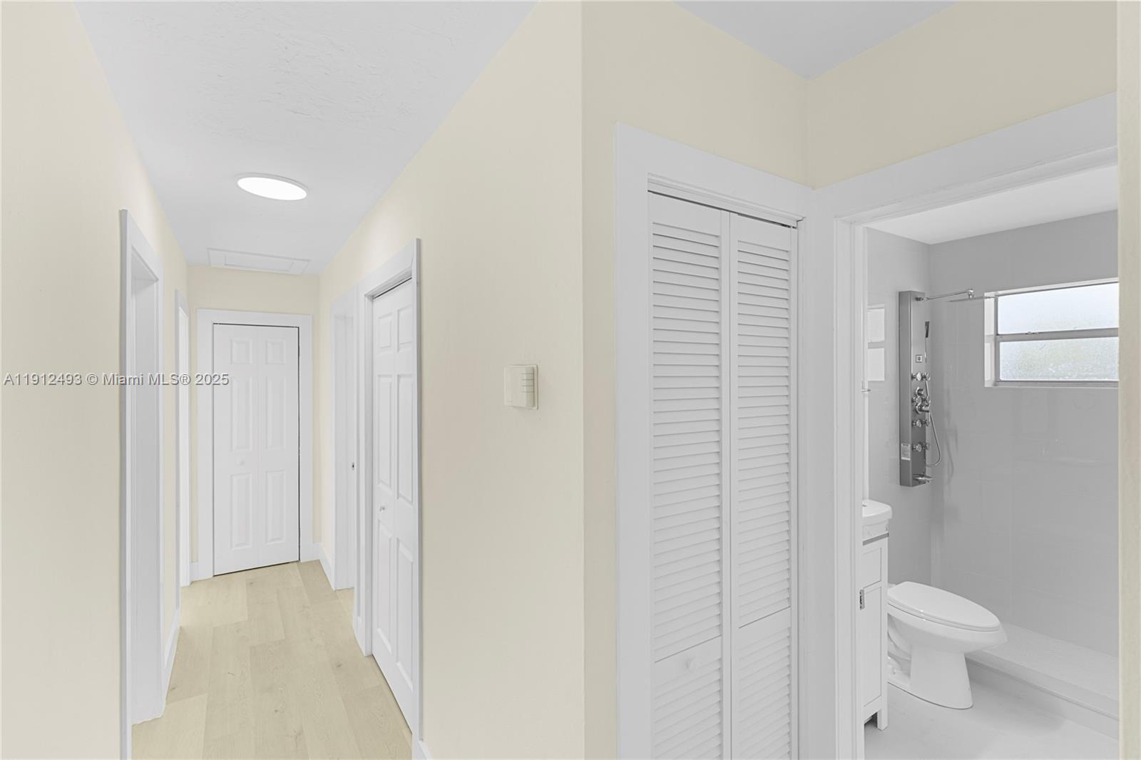 SCOTT LAKE MANOR SEC 2 - Residential