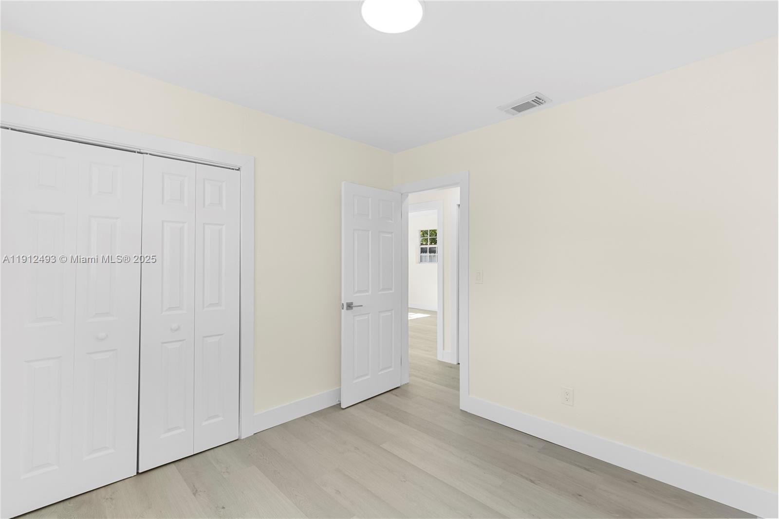 SCOTT LAKE MANOR SEC 2 - Residential