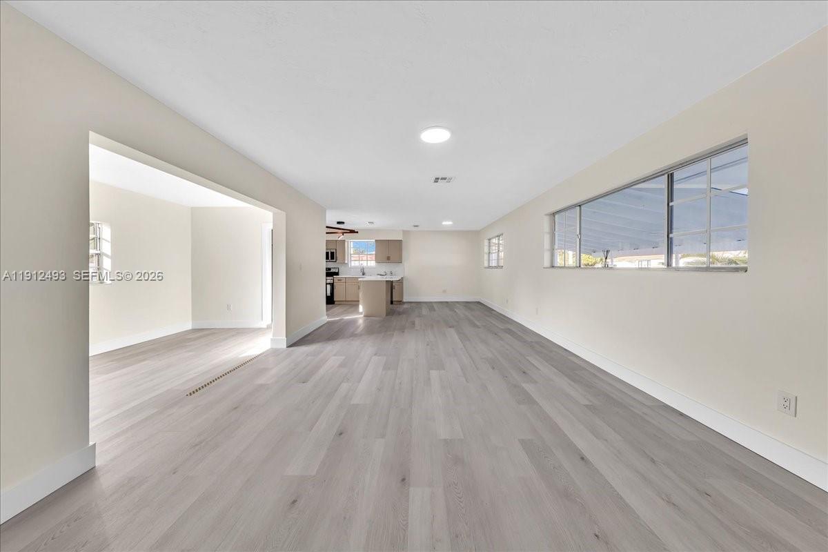 SCOTT LAKE MANOR SEC 2 - Residential