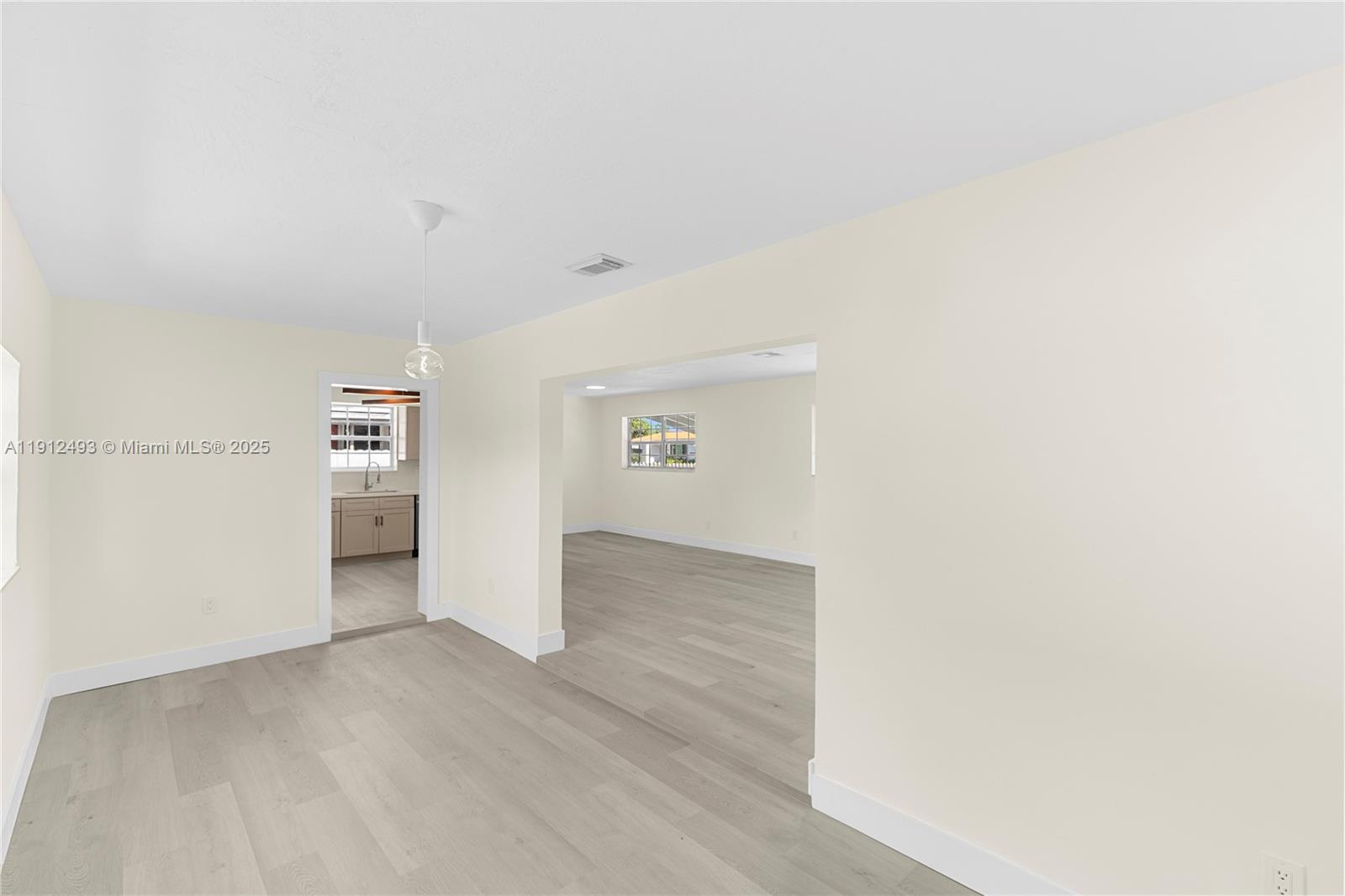 SCOTT LAKE MANOR SEC 2 - Residential