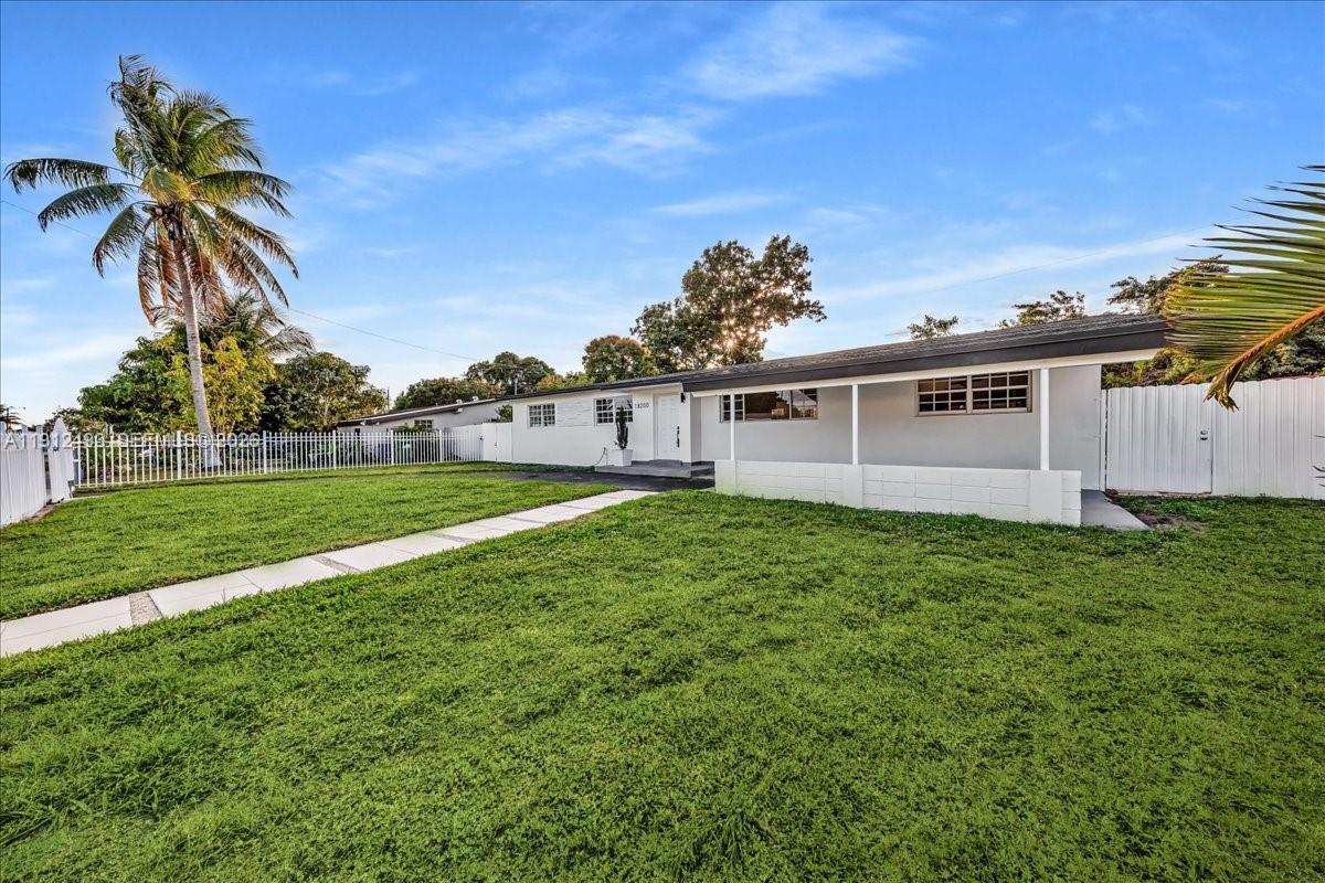 SCOTT LAKE MANOR SEC 2 - Residential