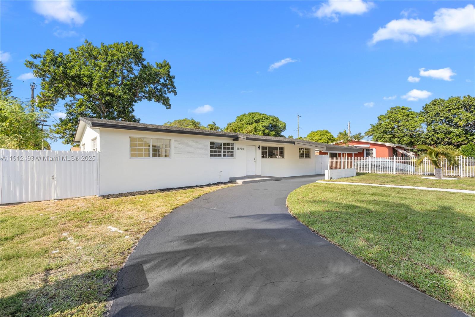 SCOTT LAKE MANOR SEC 2 - Residential