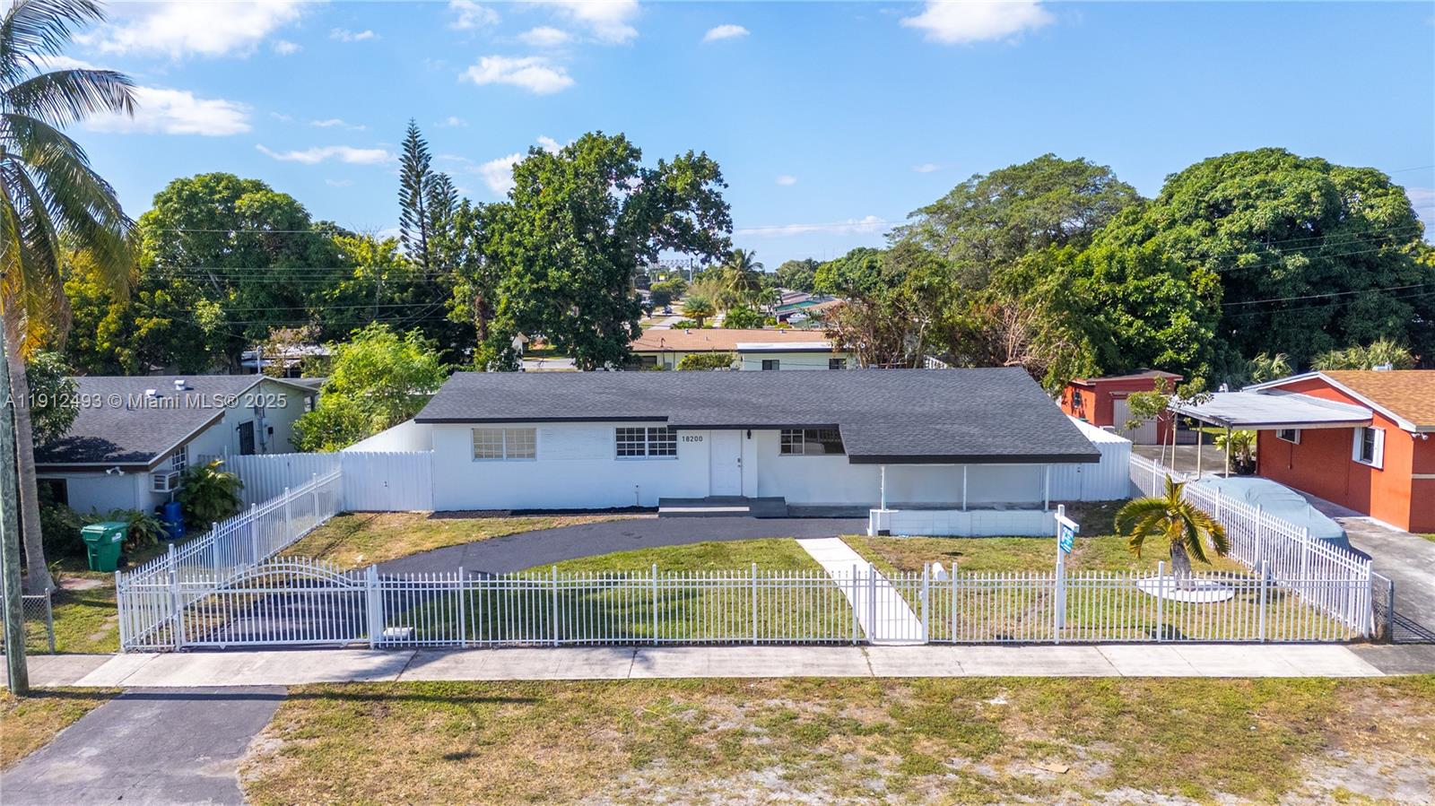 SCOTT LAKE MANOR SEC 2 - Residential