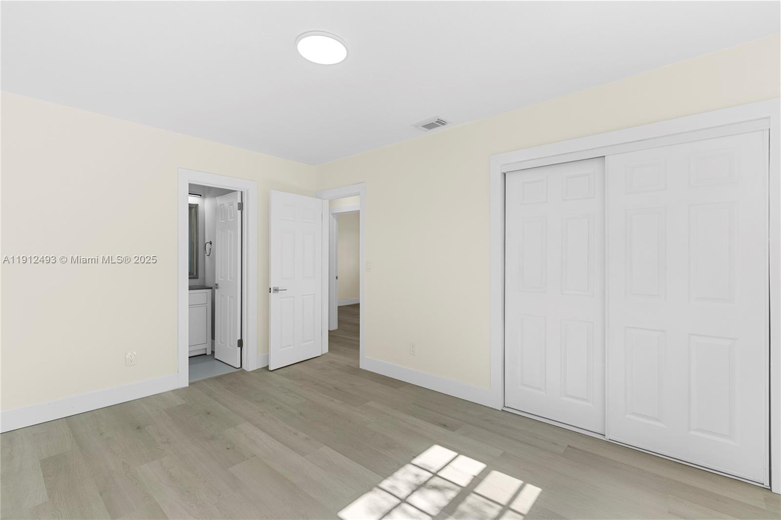 SCOTT LAKE MANOR SEC 2 - Residential