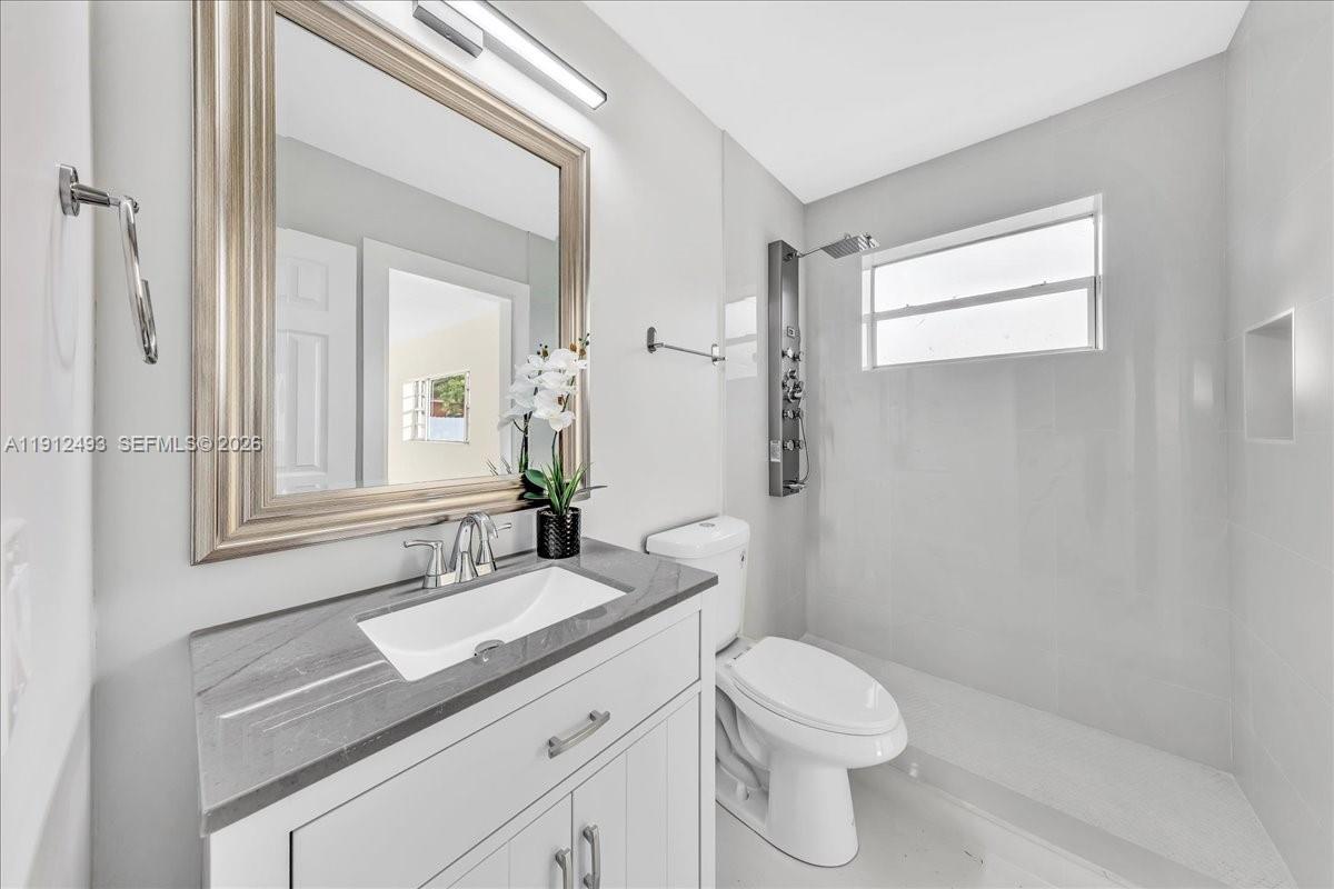 SCOTT LAKE MANOR SEC 2 - Residential