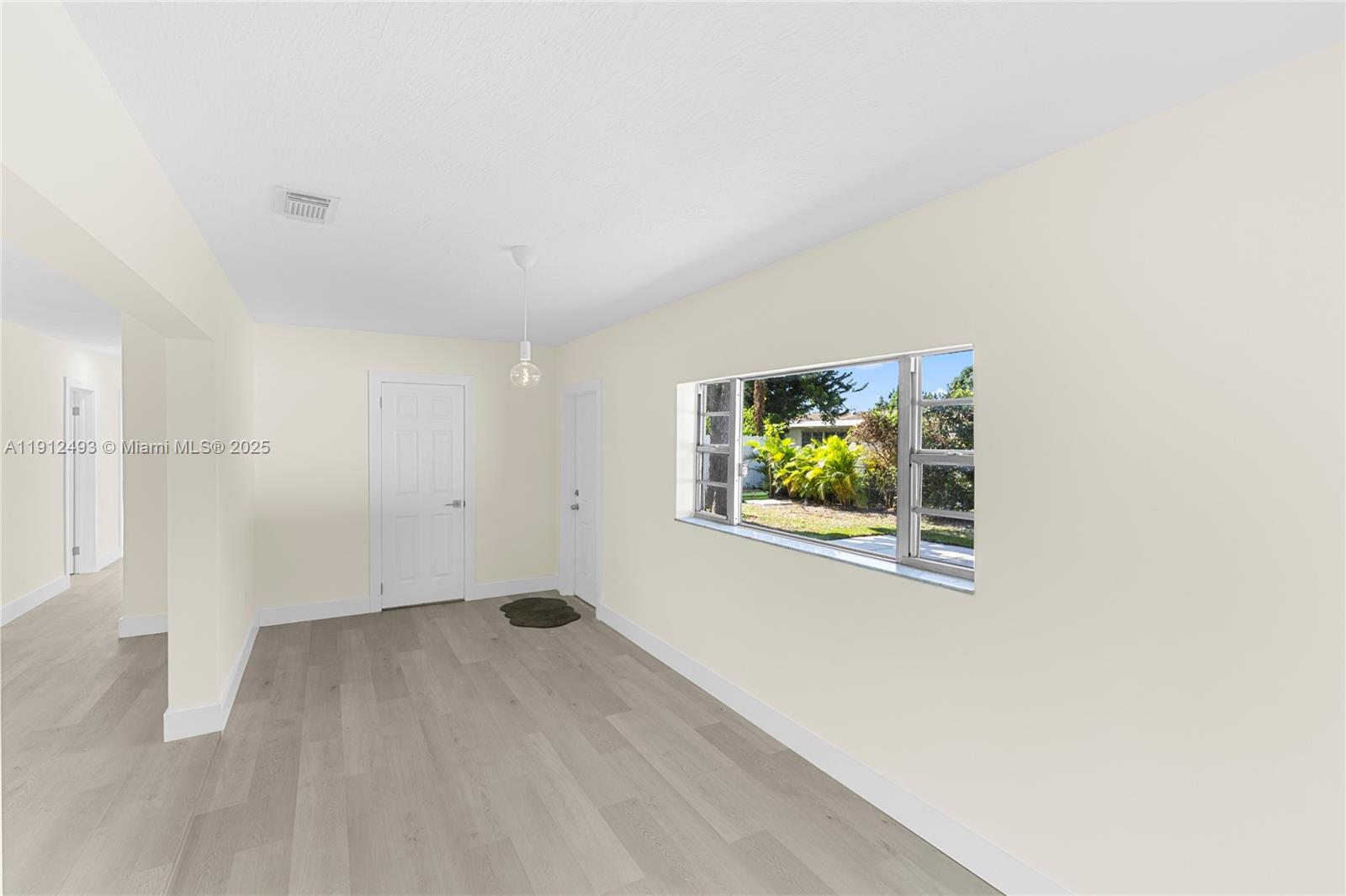 SCOTT LAKE MANOR SEC 2 - Residential