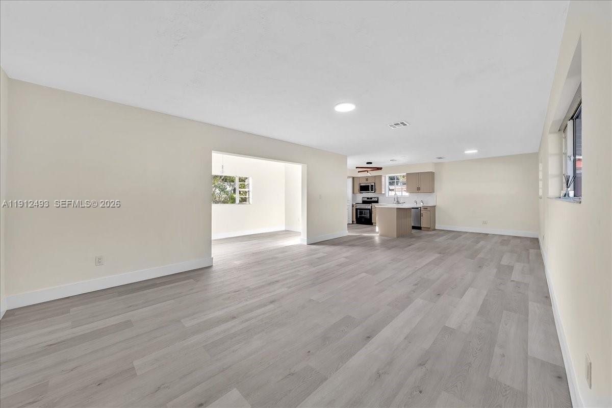 SCOTT LAKE MANOR SEC 2 - Residential