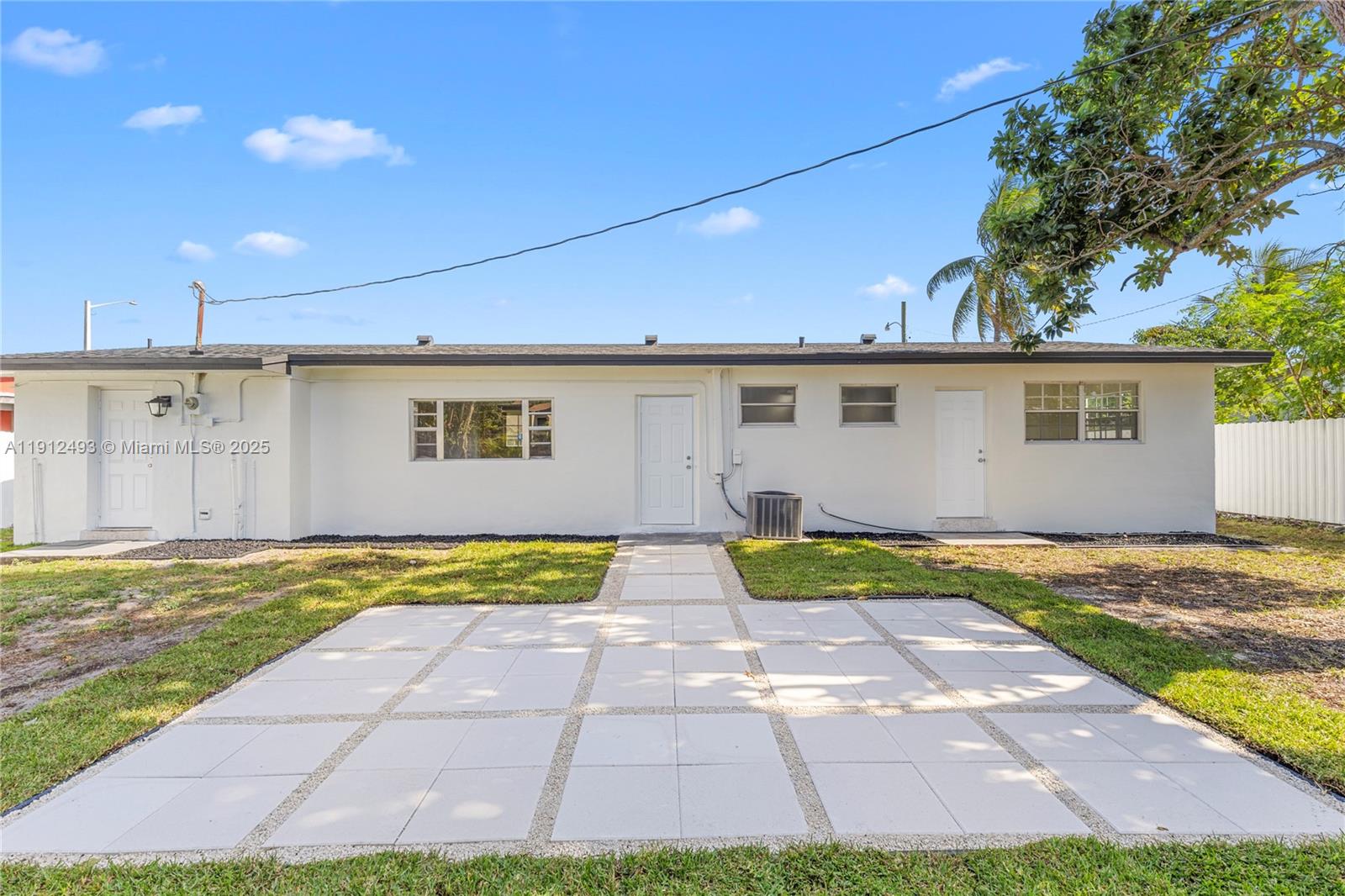 SCOTT LAKE MANOR SEC 2 - Residential