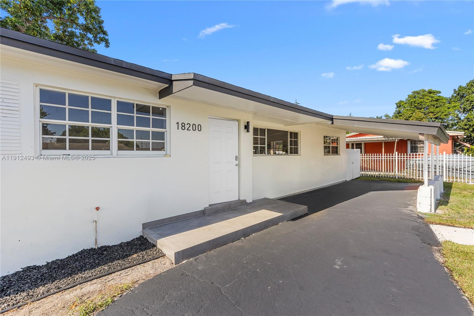 SCOTT LAKE MANOR SEC 2 - Residential