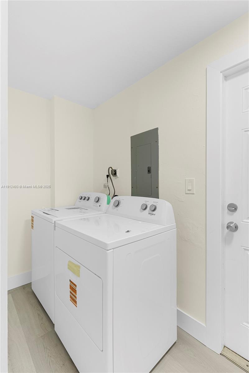 SCOTT LAKE MANOR SEC 2 - Residential