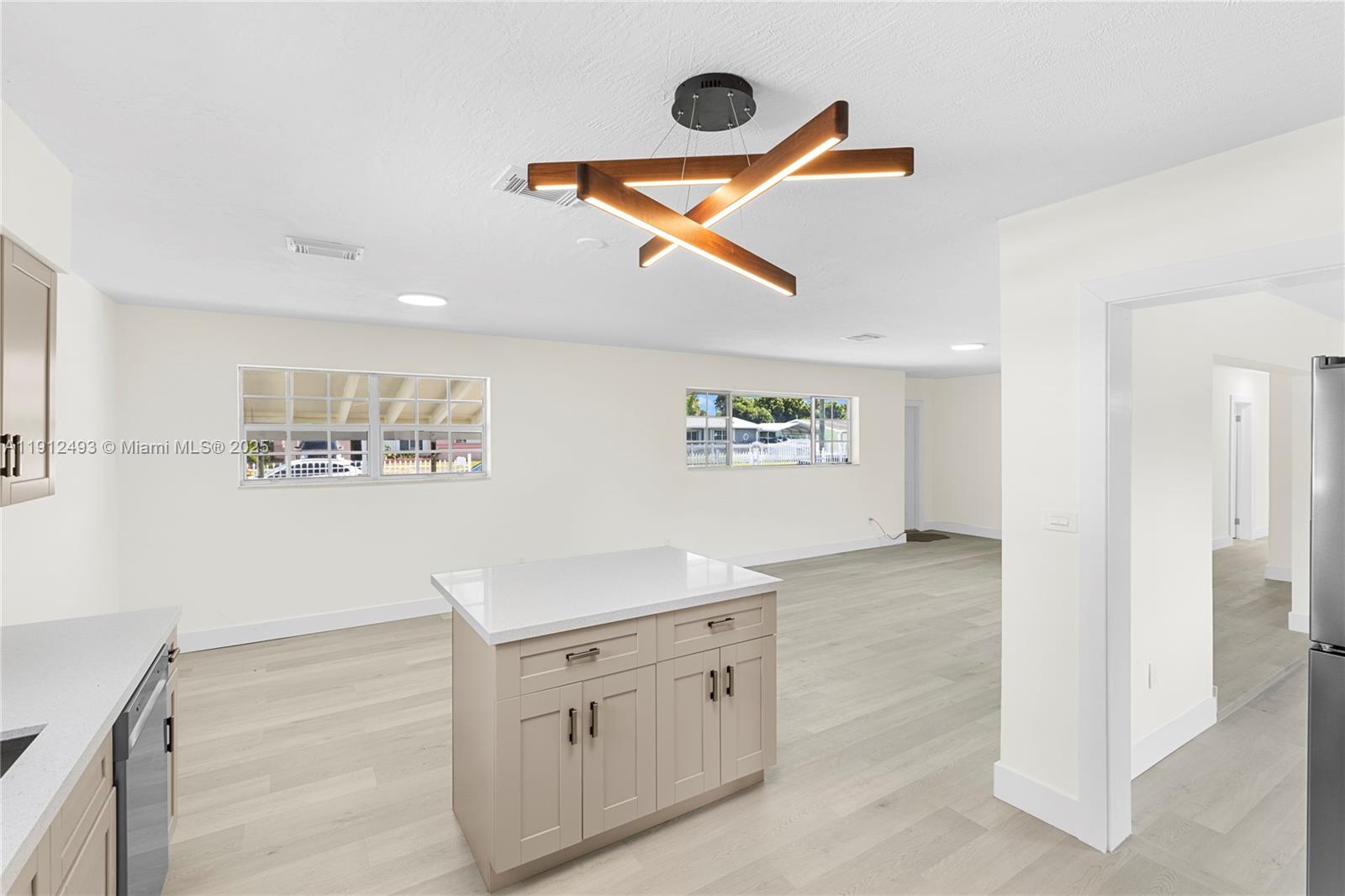 SCOTT LAKE MANOR SEC 2 - Residential