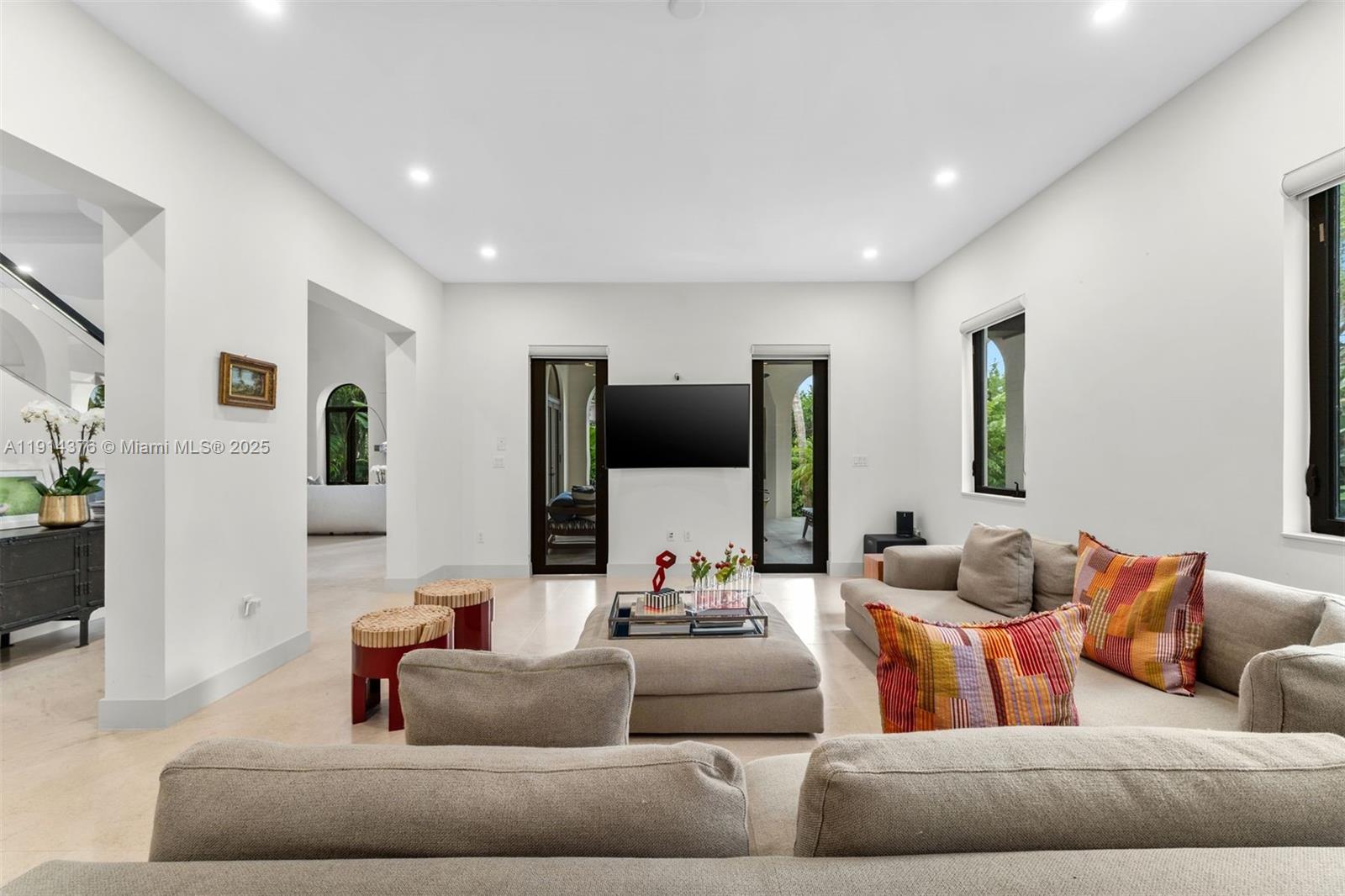 HOLIDAY COLONY - Residential