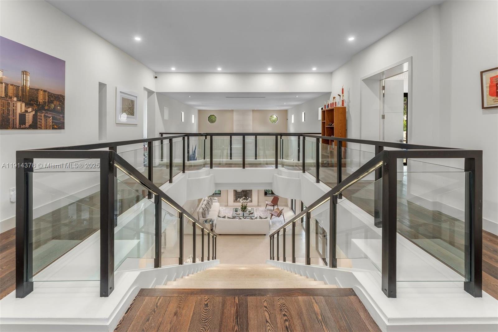 HOLIDAY COLONY - Residential