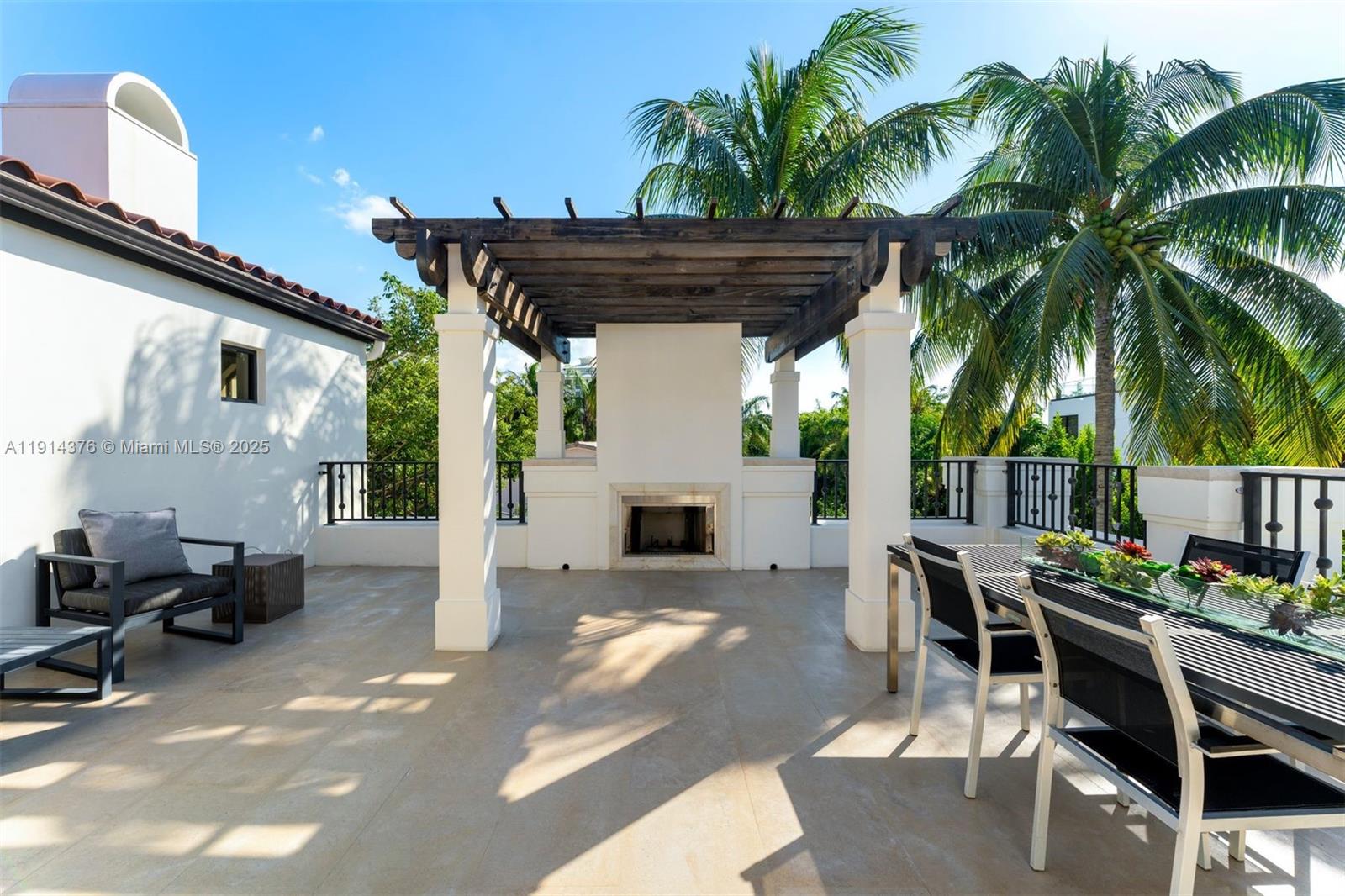 HOLIDAY COLONY - Residential