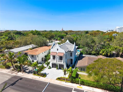 Tiny photo for 2712 S Le Jeune Rd, Coral Gables, FL 33134 (MLS # A12046637)