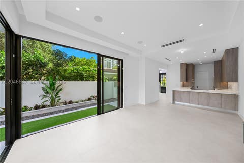Tiny photo for 2712 S Le Jeune Rd, Coral Gables, FL 33134 (MLS # A12046637)
