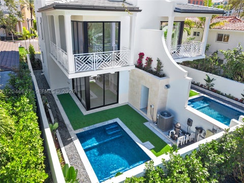 Tiny photo for 2712 S Le Jeune Rd, Coral Gables, FL 33134 (MLS # A12046637)