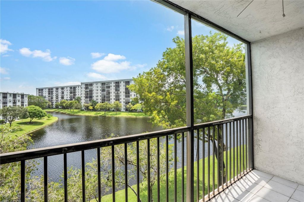 Photo of 2228 N Cypress Bend Dr #LPH406, Pompano Beach, FL 33069 (MLS # A11512774)