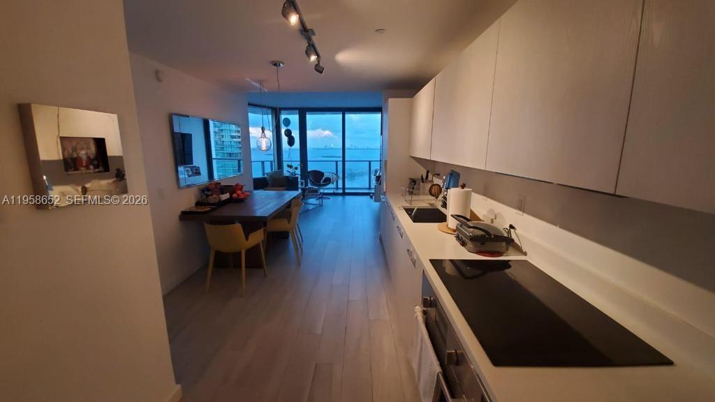 PARAISO BAYVIEWS CONDO - Residential