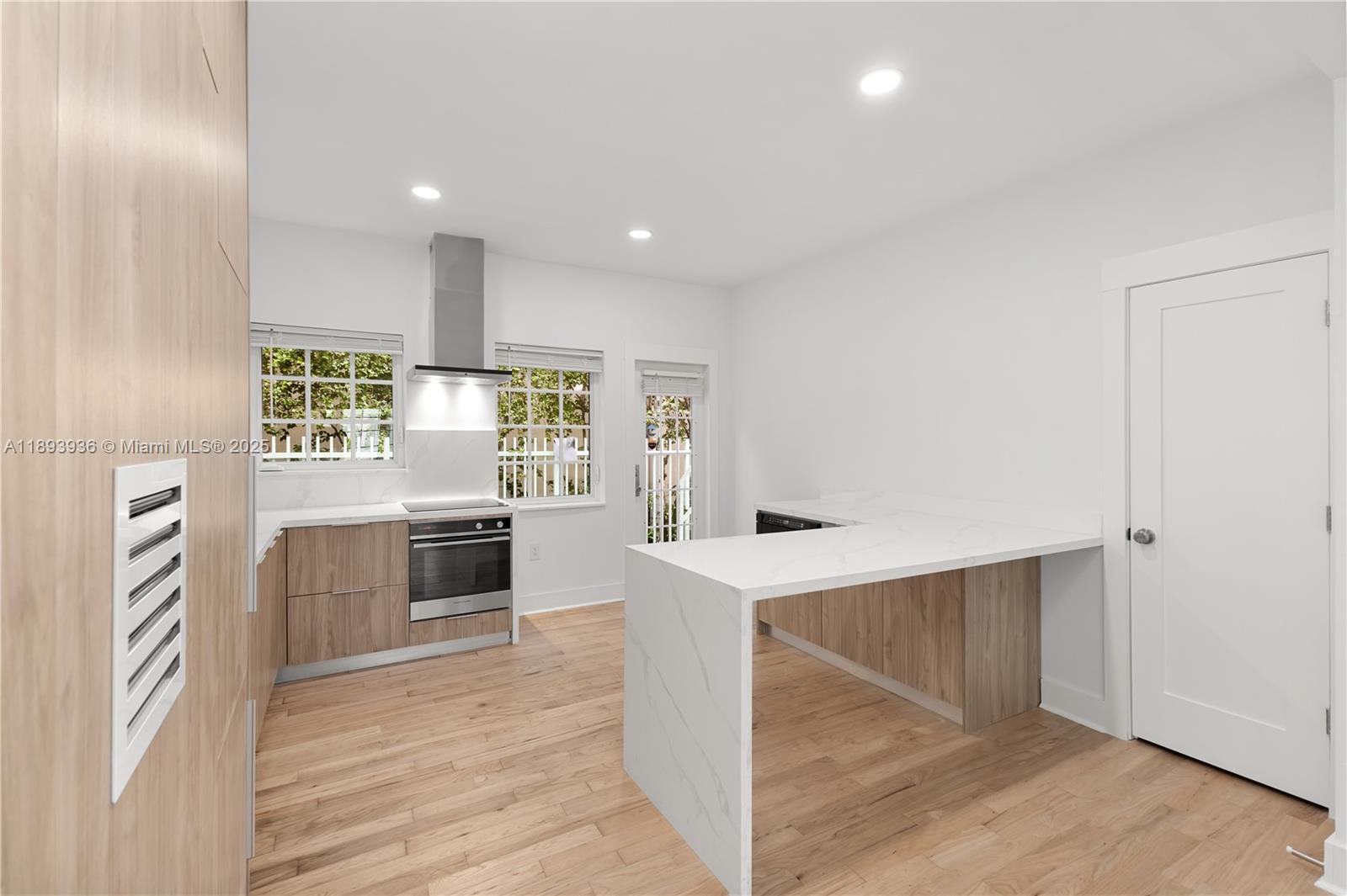 ARCADIA CONDO OF MIAMI BE - Residential Lease