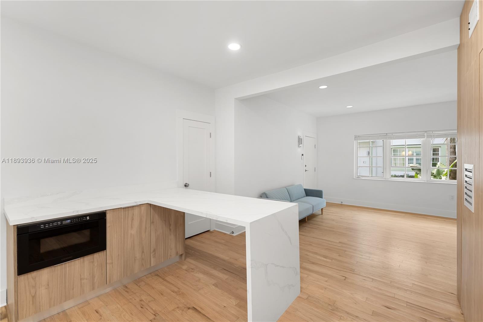 ARCADIA CONDO OF MIAMI BE - Residential Lease