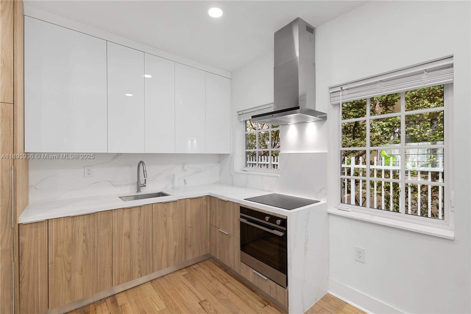ARCADIA CONDO OF MIAMI BE - Residential Lease