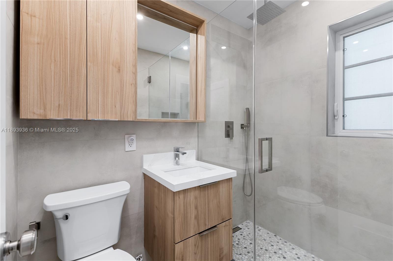 ARCADIA CONDO OF MIAMI BE - Residential Lease