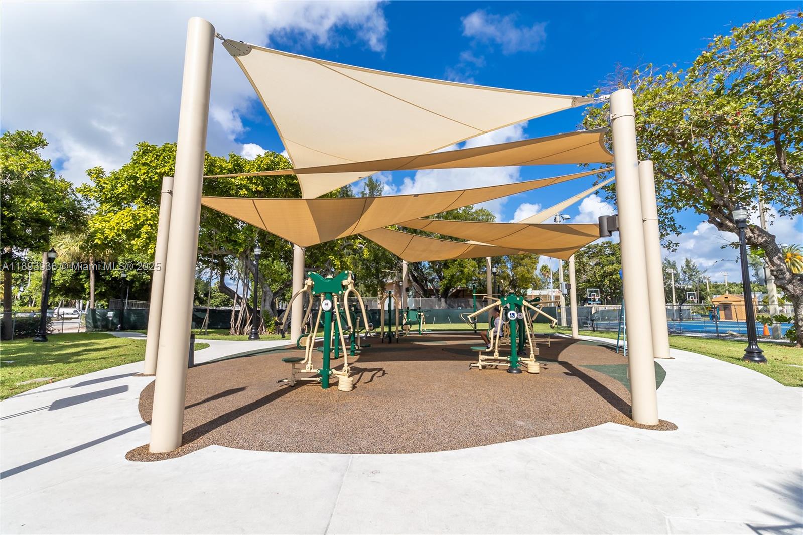 ARCADIA CONDO OF MIAMI BE - Residential Lease
