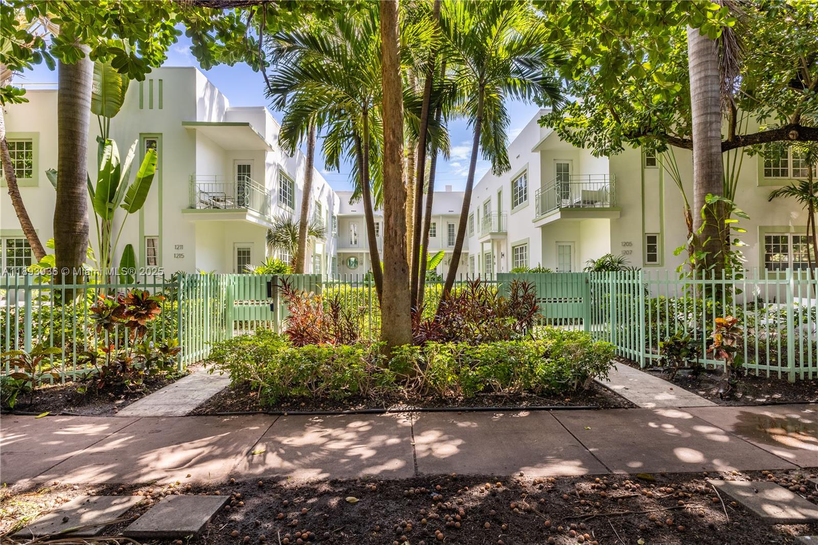 ARCADIA CONDO OF MIAMI BE - Residential Lease