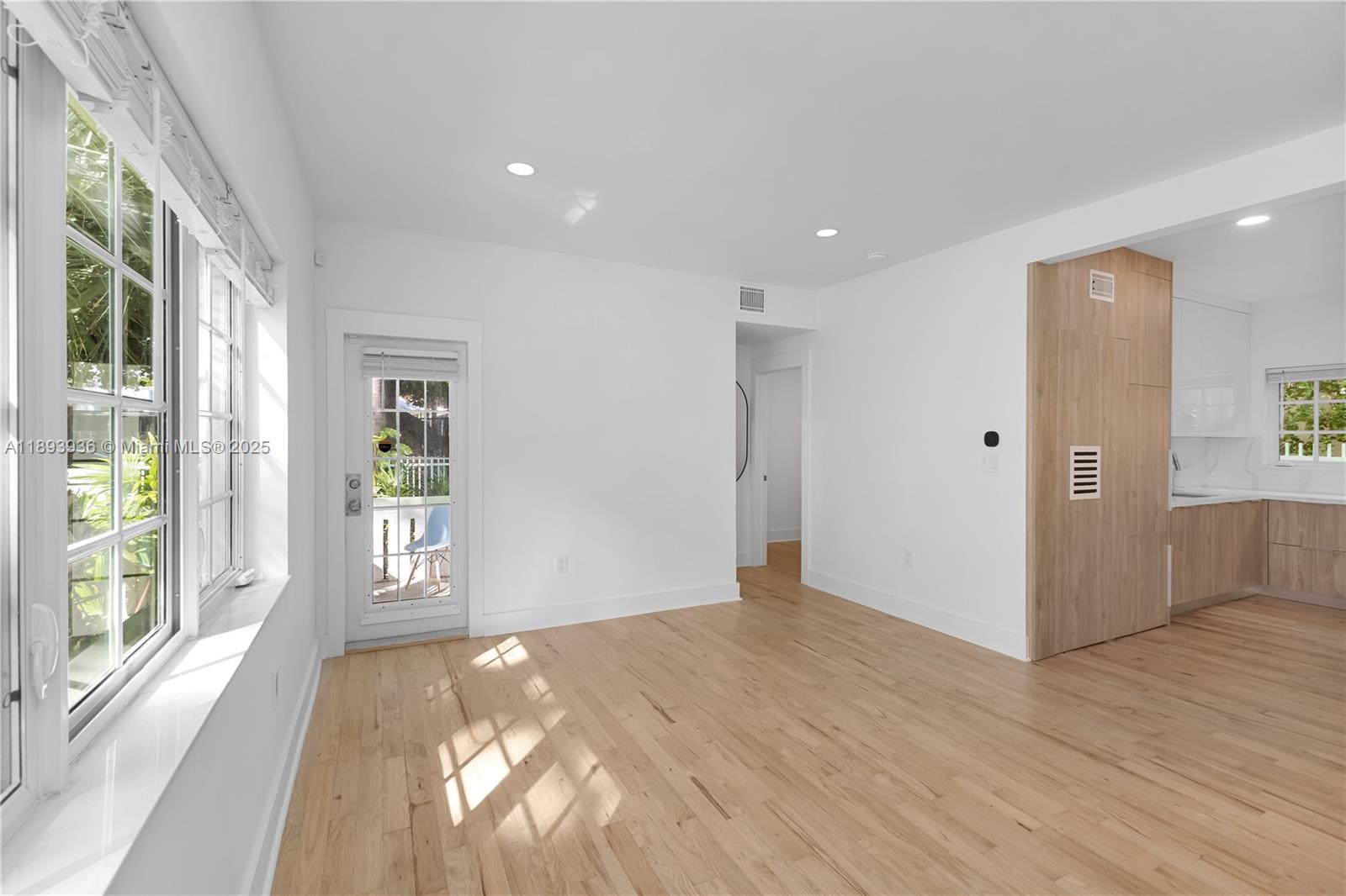 ARCADIA CONDO OF MIAMI BE - Residential Lease