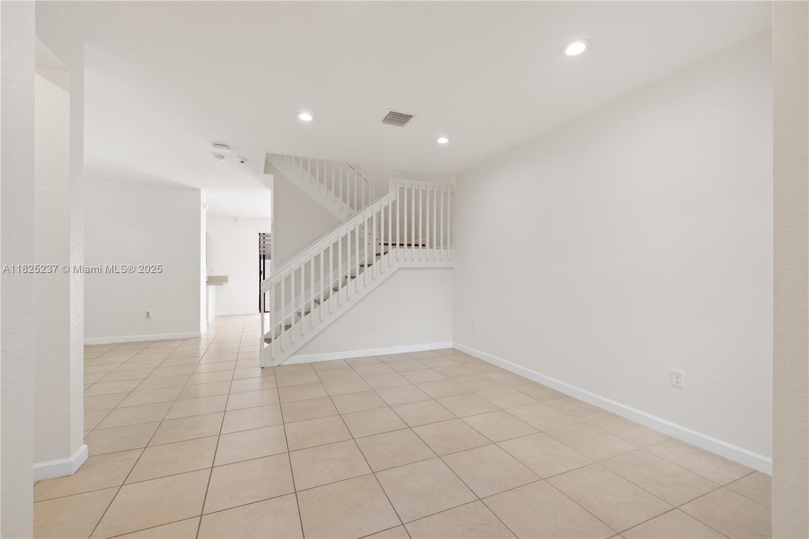 10335 W 34th Ct 10335
