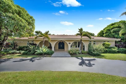 11805 SW 62nd Ave Pinecrest FL 33156