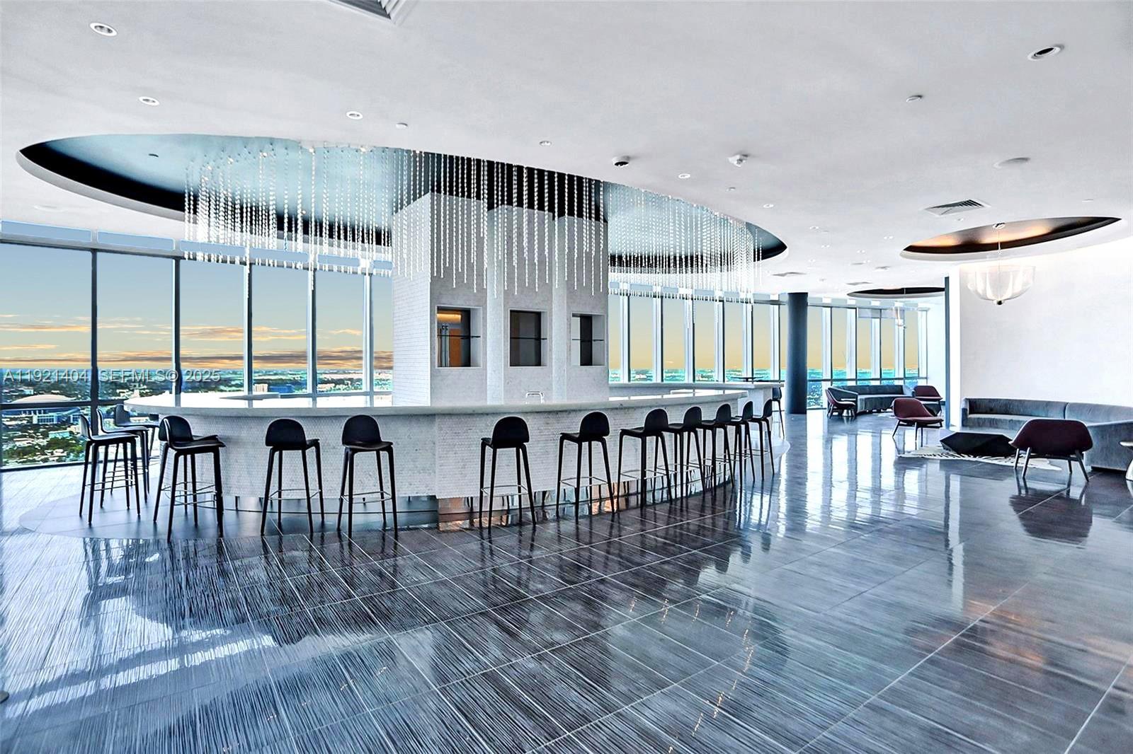 PARAMOUNT MIAMI WORLDCENT - Residential