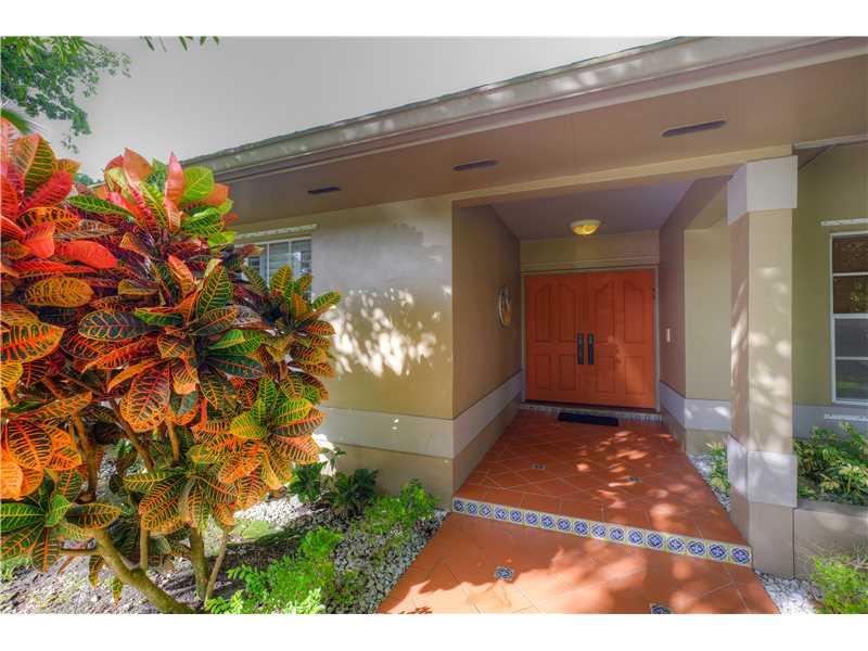 CLINTON GROVE ESTS - Residential